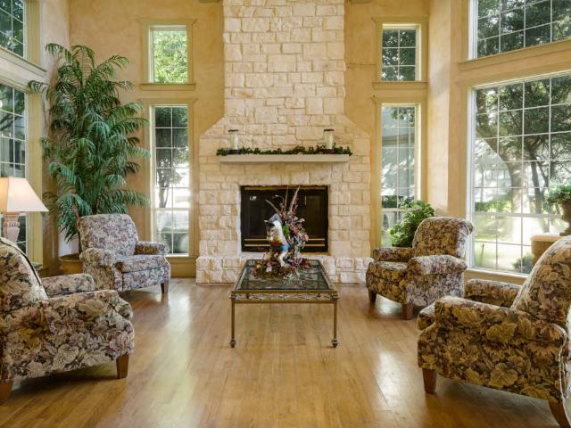 2 BR, 2 BA Apartment 3839 Briargrove Ln Unit 7103, Dallas, TX 75287