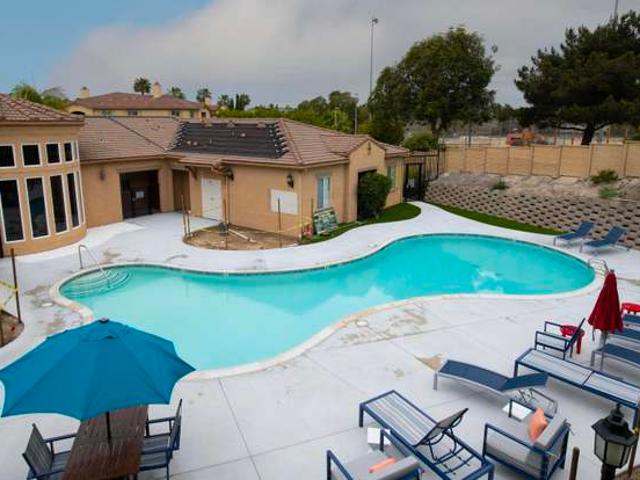 2 BR, 2 BA Apartment 3840 Elijah Ct, San Diego, CA 92130