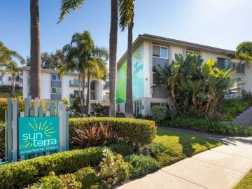 2 BR, 2 BA Apartment 3851 Sherbourne Drive Unit 61E, Oceanside, CA 92056