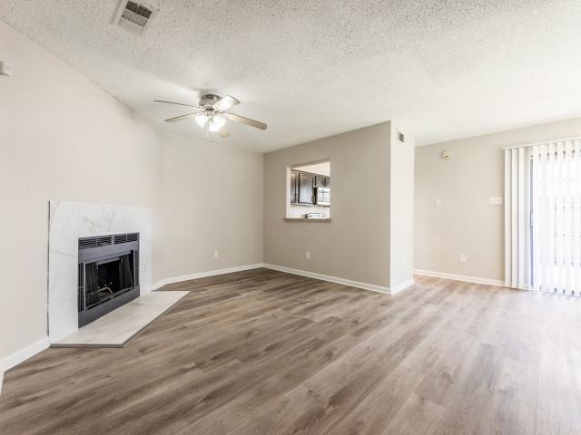 2 BR, 2 BA Apartment 3901 Dover Drive Unit 1 3907D, Garland, TX 75043