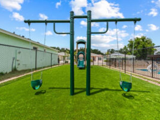 2 BR, 2 BA Apartment 3905 Bahama Drive Unit COQU12147, Oxford, FL 34484