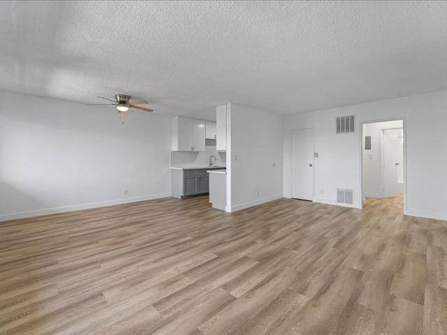 2 BR, 2 BA Apartment 3905 S. Stevely Ave Los Angeles, CA 90008