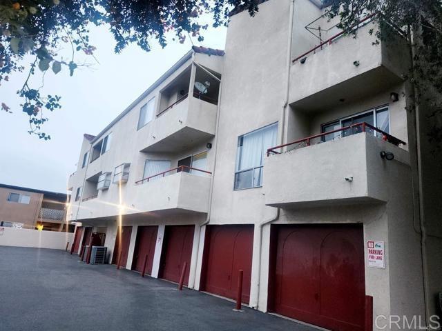 2 BR, 2 BA Apartment 390 East Madison Avenue, El Cajon, CA 92020