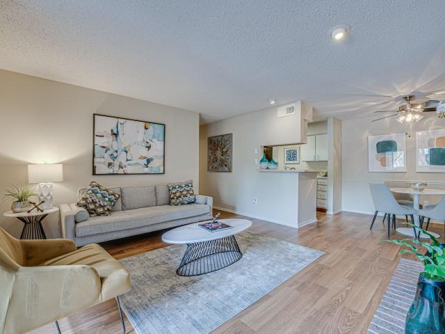 2 BR, 2 BA Apartment 3910 Old Denton Road Unit 2110, Carrollton, TX 75007