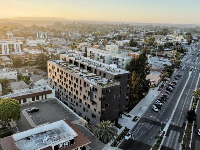 2 BR, 2 BA Apartment 3922 Park Boulevard Unit 507, San Diego, CA 92103