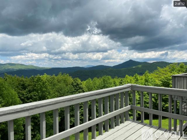 2 BR, 2 BA Apartment 395 Skyleaf Drive, Banner Elk, NC 28604