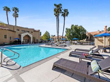 2 BR, 2 BA Apartment 39930 Whitewood Road Unit E201, Murrieta, CA 92563