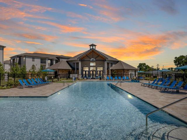 2 BR, 2 BA Apartment 3999 John Sharp Drive Unit 322, Richmond, TX 77407