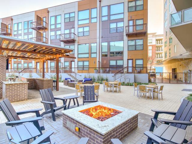 2 BR, 2 BA Apartment 3000 Blackburn Street Unit 1207, Dallas, TX 75204