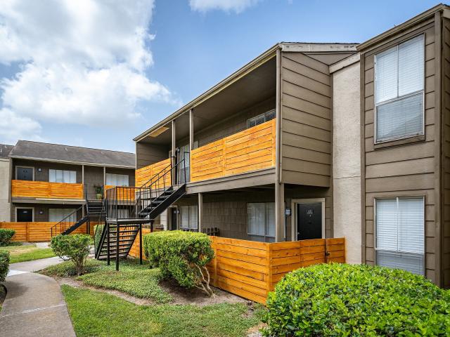 2 BR, 2 BA Apartment 3000 Murworth Drive Unit 1411, Houston, TX 77025