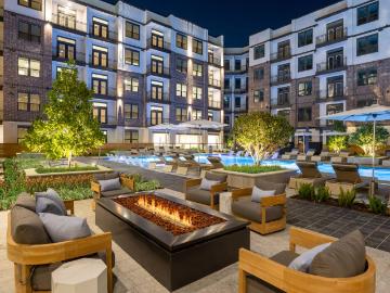 2 BR, 2 BA Apartment 3003 Summer Street Unit 507, Houston, TX 77007