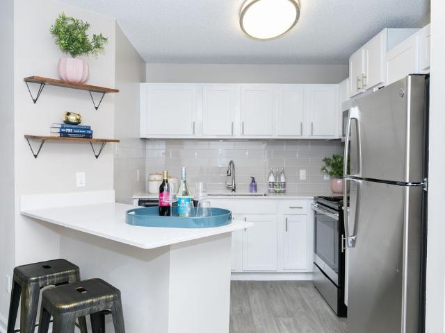 2 BR, 2 BA Apartment 300 Deering Road Northwest Unit 4202, Atlanta, GA 30309