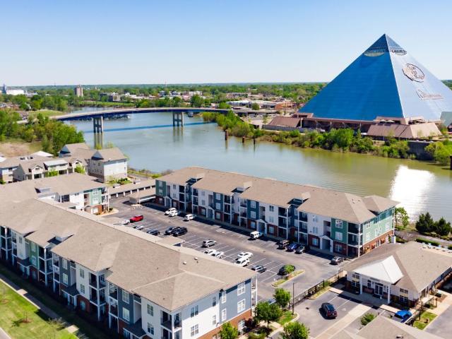 2 BR, 2 BA Apartment 300 Grand Island Drive Unit 03 203, Memphis, TN 38103