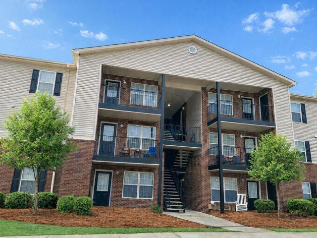 2 BR, 2 BA Apartment 3010 Jones St Unit 433, Rainbow City, AL 35906