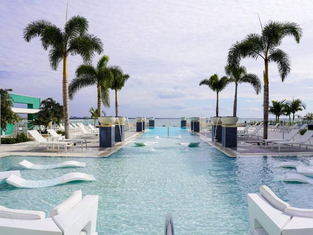2 BR, 2 BA Apartment 3015 North Rocky Point Drive East Unit 734, Tampa, FL 33607