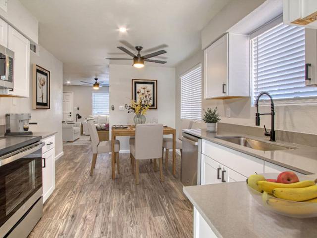 2 BR, 2 BA Apartment 301 W. Ray Rd Unit 401 1, Chandler, AZ 85225