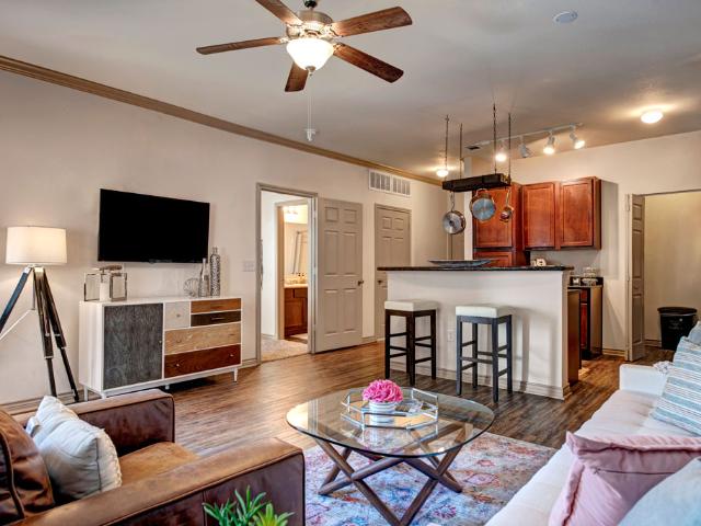 2 BR, 2 BA Apartment 301 North Walker Avenue Unit 11301, Oklahoma City, OK 73102