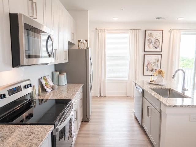 2 BR, 2 BA Apartment 3025 Woodward Crossing Boulevard Unit 2415, Buford, GA 30519