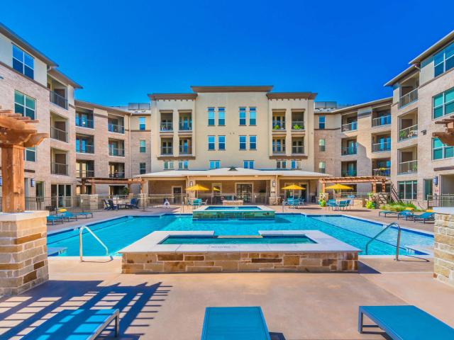 2 BR, 2 BA Apartment 3033 E Hebron Pkwy Unit 1102, Carrollton, TX 75010
