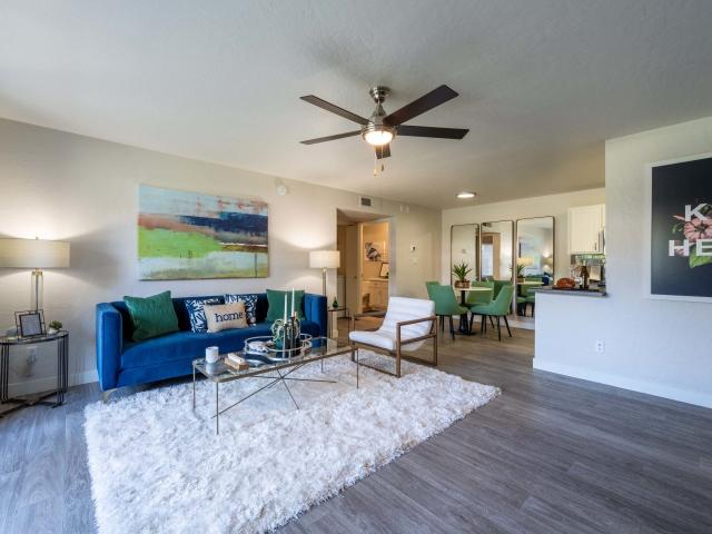 2 BR, 2 BA Apartment 3033 East Thunderbird Road Unit 2116, Phoenix, AZ 85032