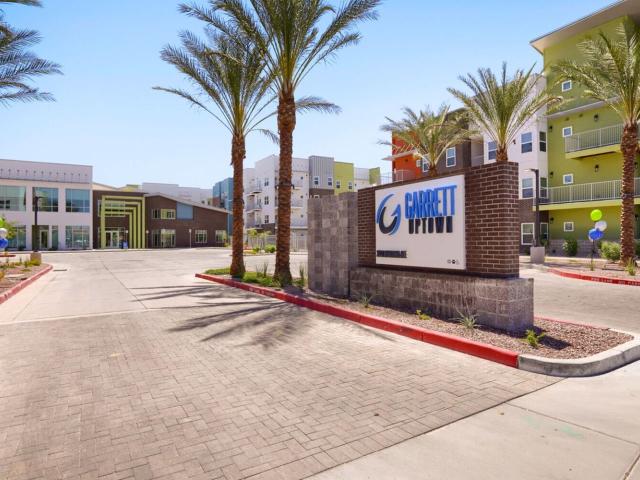 2 BR, 2 BA Apartment 3033 North Arizona Avenue Unit 205, Chandler, AZ 85225