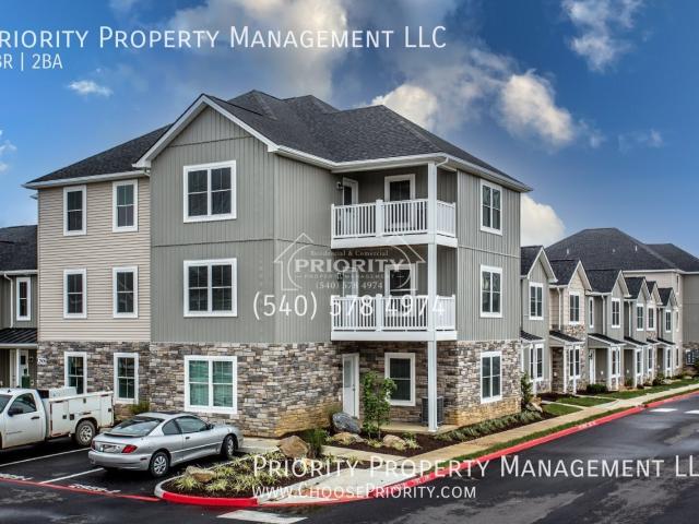 2 BR, 2 BA Apartment 3039 Locust Grove Ct, Rockingham, VA 22801