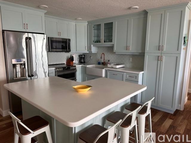 2 BR, 2 BA Apartment 3043 South Atlantic Avenue, Unit 1706, Daytona Beach Shores, FL 32118