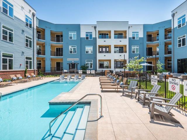 2 BR, 2 BA Apartment 305 Oberlin Road Unit 136, Raleigh, NC 27605