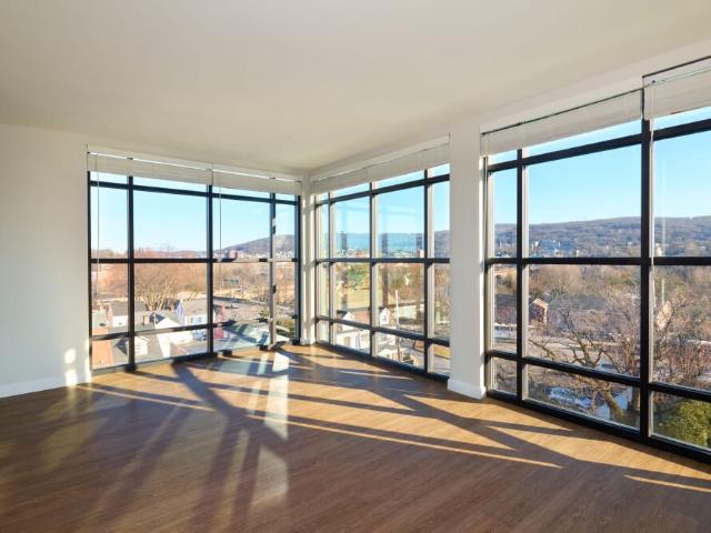2 BR, 2 BA Apartment 305 Prospect Avenue Unit 402, Bethlehem, PA 18018