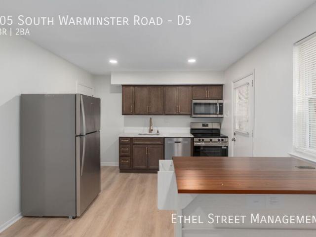 2 BR, 2 BA Apartment 305 South Warminster Road, Hatboro, PA 19040