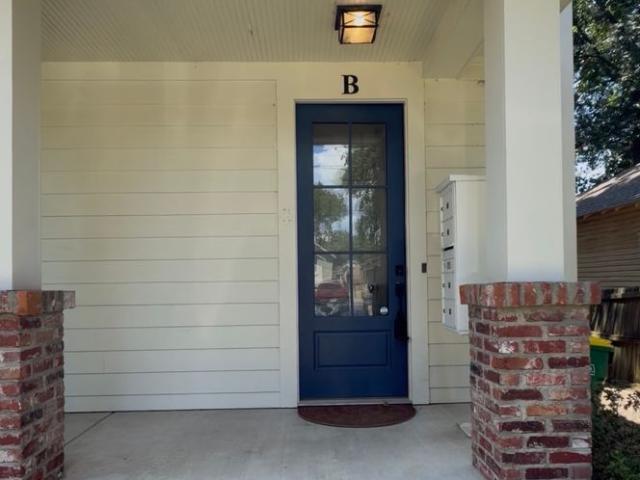 2 BR, 2 BA Apartment 306 W 6th St, North Little Rock, AR 72114
