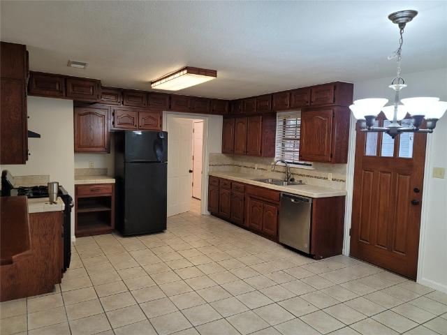 2 BR, 2 BA Apartment 306 East Anderson Avenue, Round Rock, TX 78664