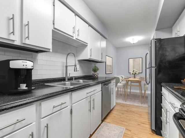 2 BR, 2 BA Apartment 3102 Commerce Place Unit 3113E, Burlington, NC 27215