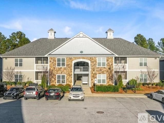 2 BR, 2 BA Apartment 310 Gallery Dr, Unit 101, Spring Lake, NC 28390