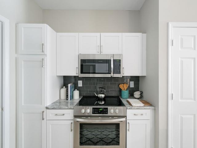 2 BR, 2 BA Apartment 310 Highroad Drive Unit 4 104, Charlotte, NC 28262