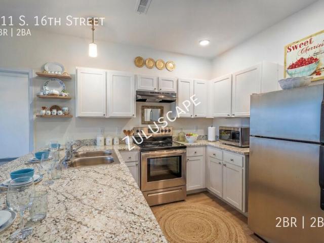 2 BR, 2 BA Apartment 311 S. 16th St Elwood, IN 46036