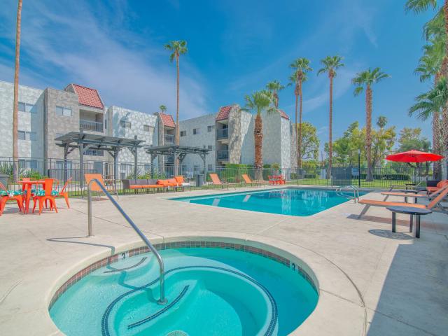2 BR, 2 BA Apartment 311 South Sunrise Way Unit 331 B15, Palm Springs, CA 92262