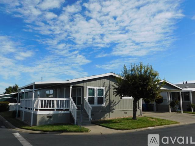 2 BR, 2 BA Apartment 3120 Live Oak Boulevard, Yuba City, CA 95991