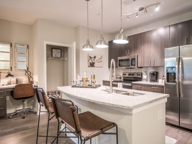 2 BR, 2 BA Apartment 3130 Hillandale Rd Unit 04 207, Durham, NC 27705