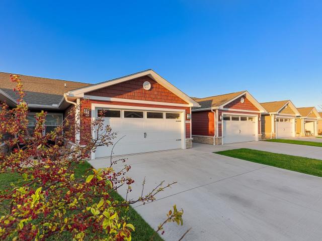 2 BR, 2 BA Apartment 317 Madrone Drive Unit 325X, Oswego, IL 60543