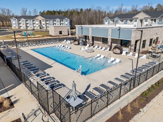 2 BR, 2 BA Apartment 315 Brooks Garden Road Unit 265 204, Whitsett, NC 27377