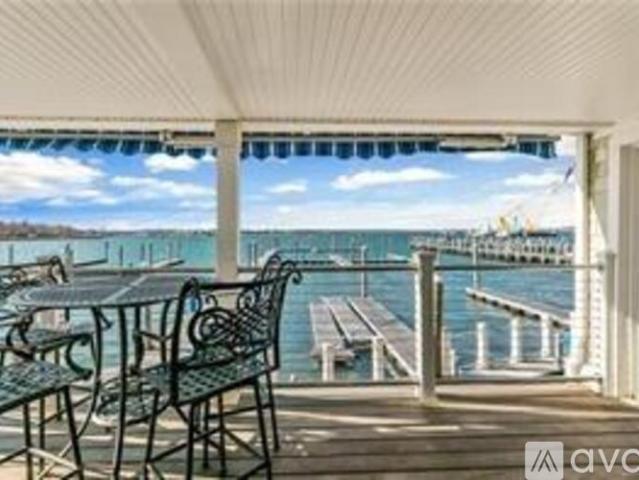 2 BR, 2 BA Apartment 31 Coddington Wharf Unit 8, Unit 8, Newport, RI 02840