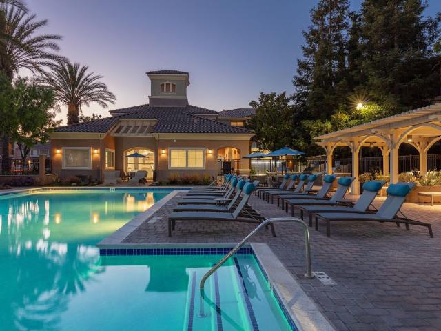 2 BR, 2 BA Apartment 3200 Rubino Drive Unit 00303, San Jose, CA 95125