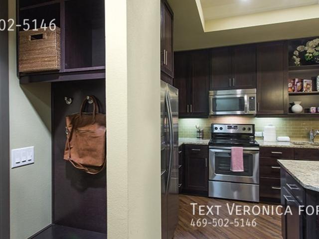 2 BR, 2 BA Apartment 3201 Esperanza Crossing, Austin, TX 78758