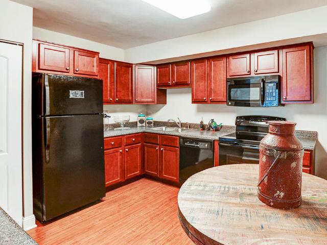 2 BR, 2 BA Apartment 3202 East 76th Street Unit 02601, Indianapolis, IN 46240