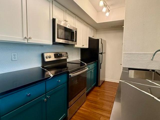 2 BR, 2 BA Apartment 3204 Menchaca Road 116, Austin, TX 78704