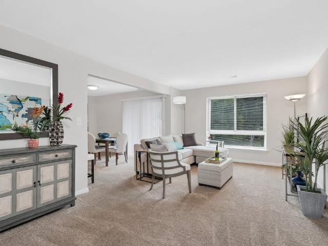 2 BR, 2 BA Apartment 3213 Hewitt Ave Unit 3203 303, Silver Spring, MD 20906
