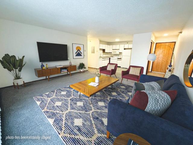2 BR, 2 BA Apartment 3225 Maine Prairie Road Unit 328, Saint Cloud, MN 56301