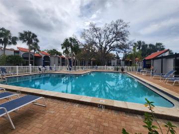 2 BR, 2 BA Apartment 3249 South Beneva Road, Sarasota, FL 34232