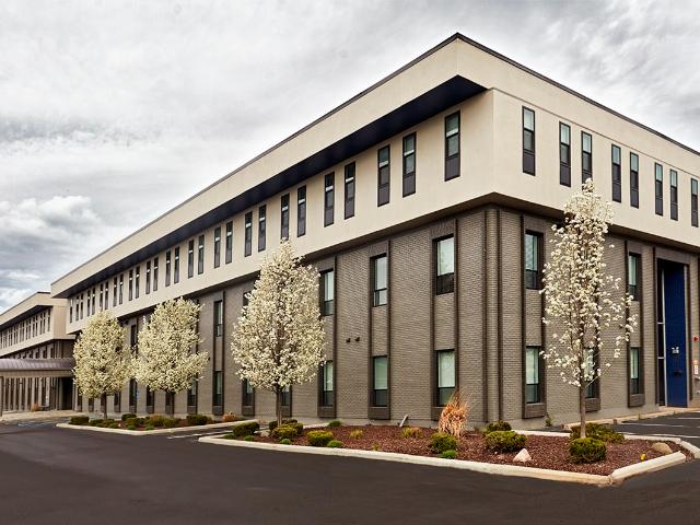 2 BR, 2 BA Apartment 32500 Concord Drive Unit 223, Madison Heights, MI 48071